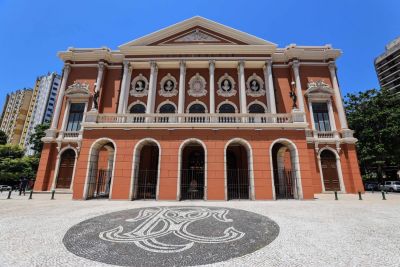 Centenários, Theatro da Paz e Waldemar Henrique ganham homenagem do Governo do Pará