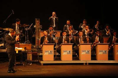Amazônia Jazz Band e Gigi Furtado estarão juntos no Theatro da Paz