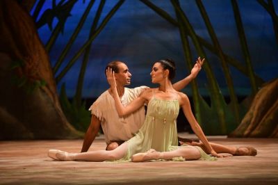 Atração cultural da Cúpula da Amazônia, balé "Floresta Amazônica” se apresenta no Theatro da Paz