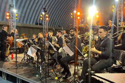 notícia: Amazônia Jazz Band realiza concerto do Projeto Sons da Paz na UsiPaz Cabanagem