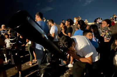 Forte do Presépio tem noite voltada à observação do campo lunar e outros astros