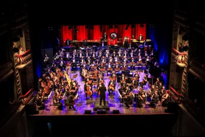Orquestra Sinfônica do Theatro da Paz e Amazônia Jazz Band celebram música brasileira
