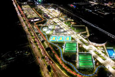 Parque da Cidade reabre ao público com magia natalina, cortejo e show de drones