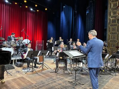 Amazônia Jazz Band celebra aniversário de Belém com espetáculo no Theatro da Paz